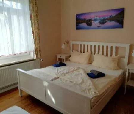 Am Torbogen Nr.1 * لوبنو